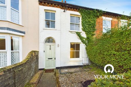 2 bedroom Mid Terrace House for sale