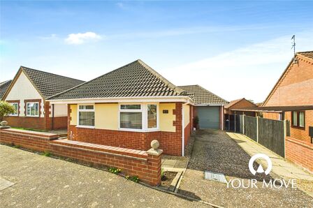 Nicholson Drive, 3 bedroom Detached Bungalow for sale, £300,000