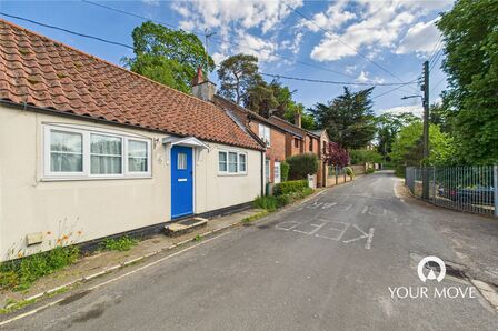 1 bedroom Mid Terrace Bungalow for sale