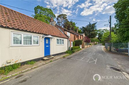 1 bedroom Mid Terrace Bungalow for sale