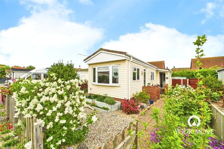 1 bedroom Detached Property for sale
