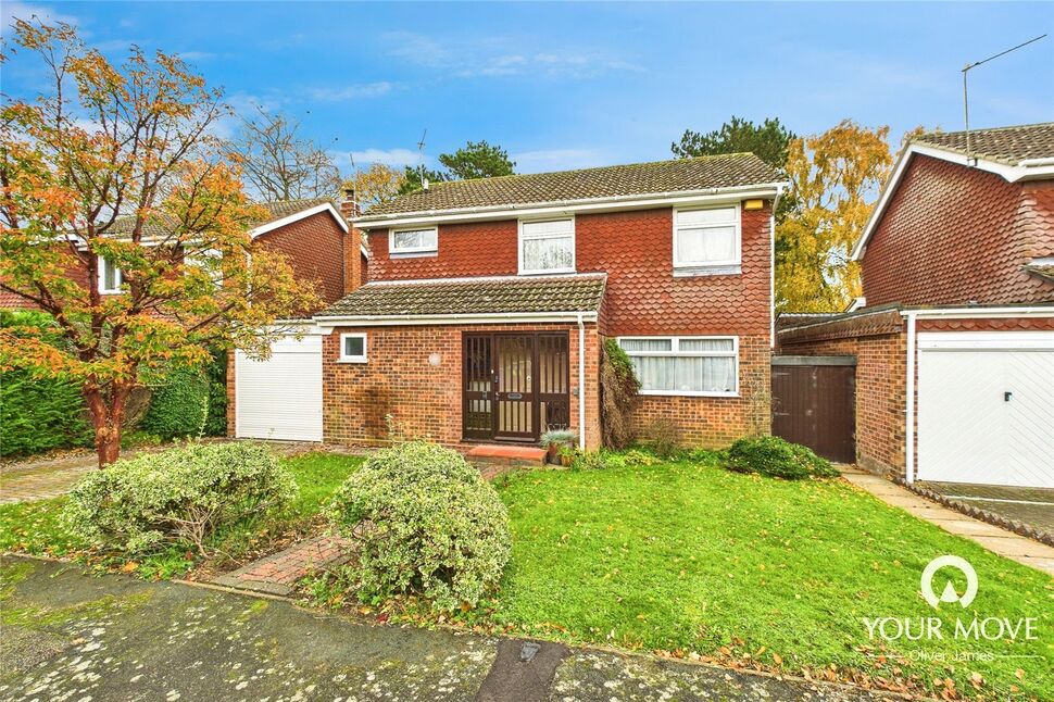 Main image of 4 bedroom Detached House for sale, Meadow Gardens, Beccles, Suffolk, NR34