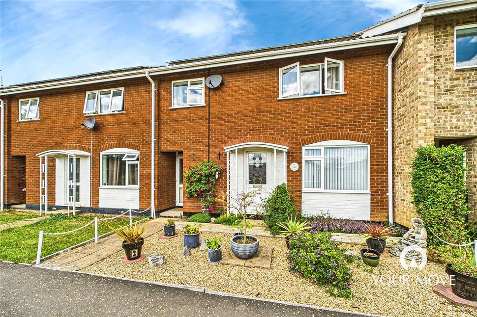 3 bedroom Mid Terrace House for sale