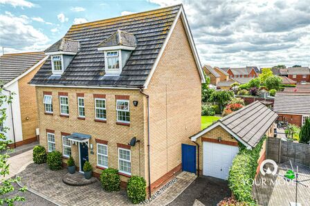 Deepdale, 5 bedroom Detached House for sale, £390,000