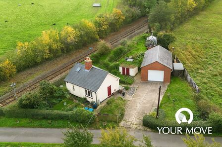 Kings Lane, 2 bedroom Detached Bungalow for sale, £299,950