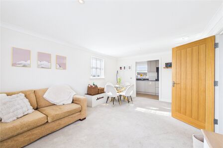Buttermere Way, 2 bedroom Flat for sale, &pound;140,000