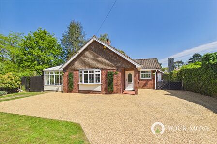Garden Lane, 3 bedroom Detached Bungalow for sale, &pound;475,000