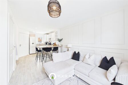 2 bedroom End Terrace House for sale