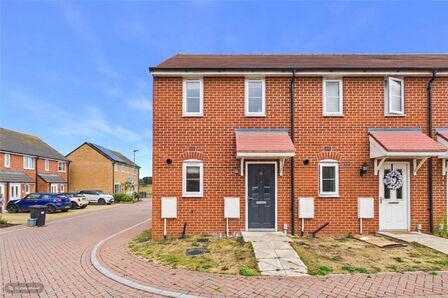 Dubordien Close, 2 bedroom End Terrace House for sale, &pound;220,000