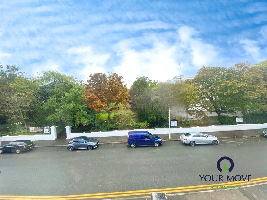 Main image of 2 bedroom Flat to rent, High Street, Broadstairs, Kent, CT10