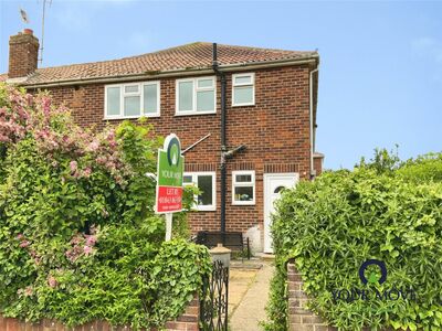 Yarrow Close, 2 bedroom Flat to rent, &pound;1,000 pcm