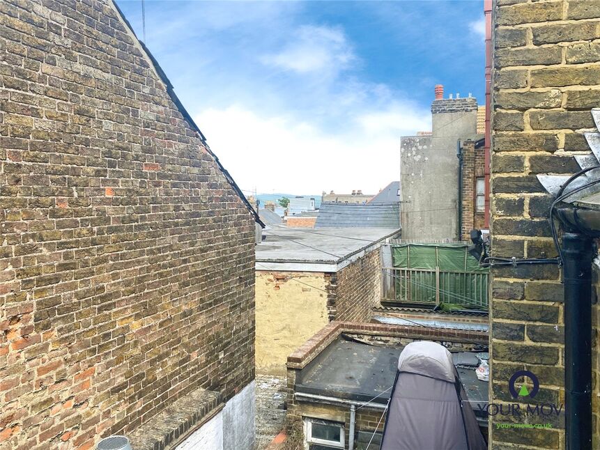 Main image of 1 bedroom Flat to rent, Thanet Road, Broadstairs, Kent, CT10