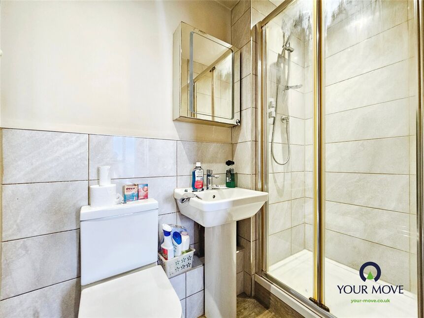 En-Suite Shower / WC