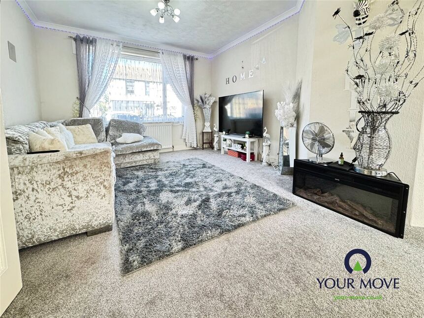 Lounge / Dining Room