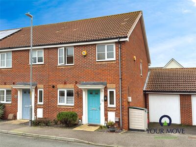 3 bedroom Mid Terrace House for sale