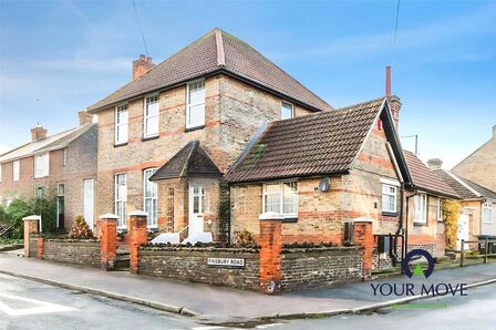 Finsbury Road, 2 bedroom Flat for sale, &pound;175,000