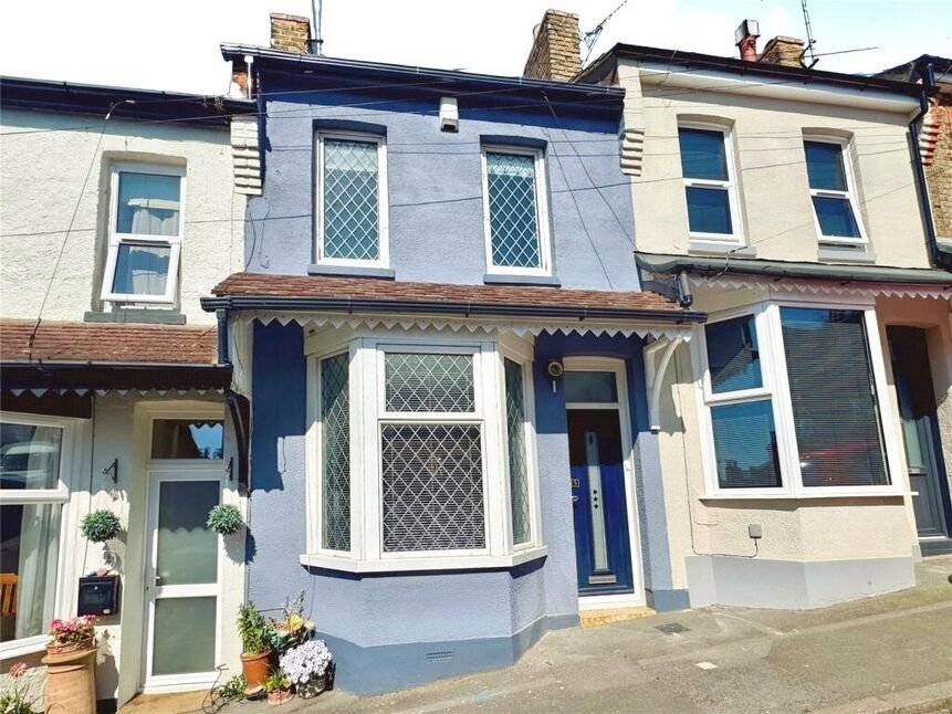 Main image of 2 bedroom Mid Terrace House for sale, Syndale Place, Ramsgate, Kent, CT11