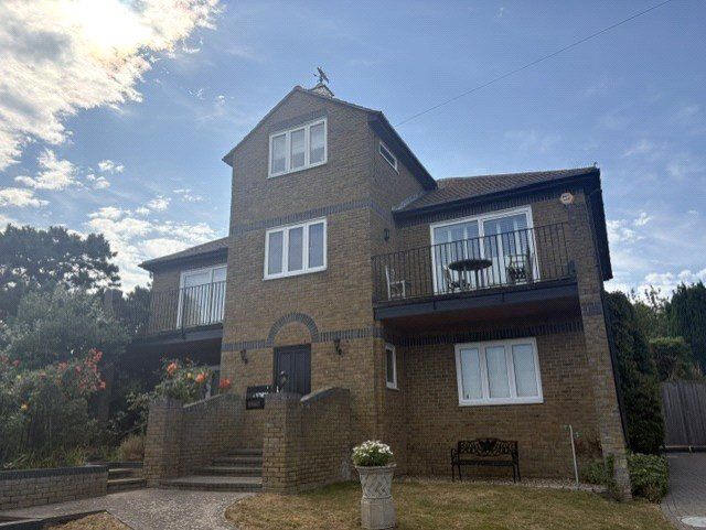 Main image of 4 bedroom Detached House for sale, North Foreland Avenue, Broadstairs, Kent, CT10