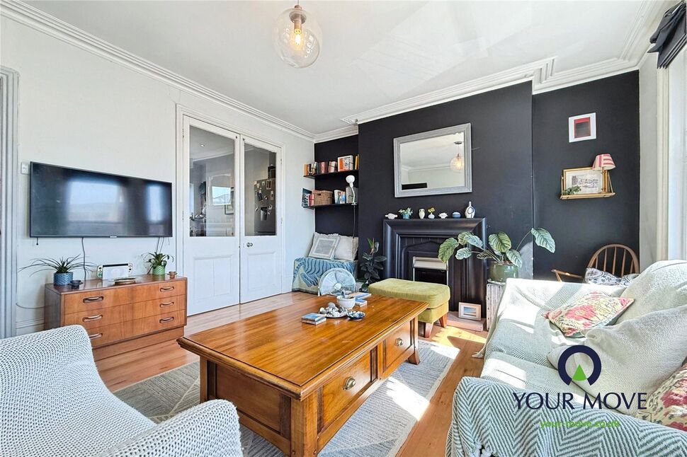 Lounge / Dining Room