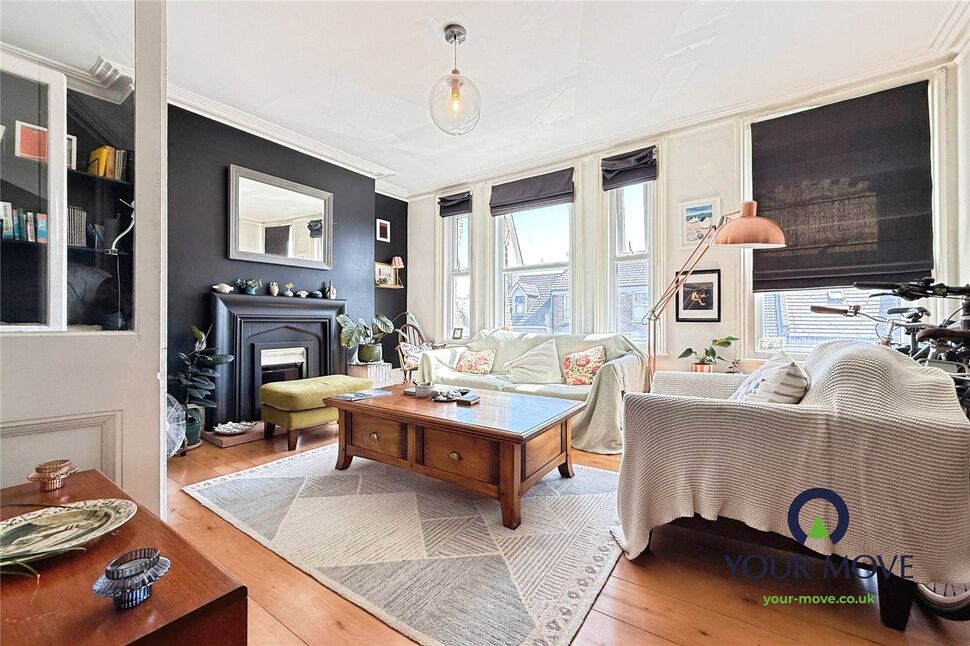 Lounge / Dining Room