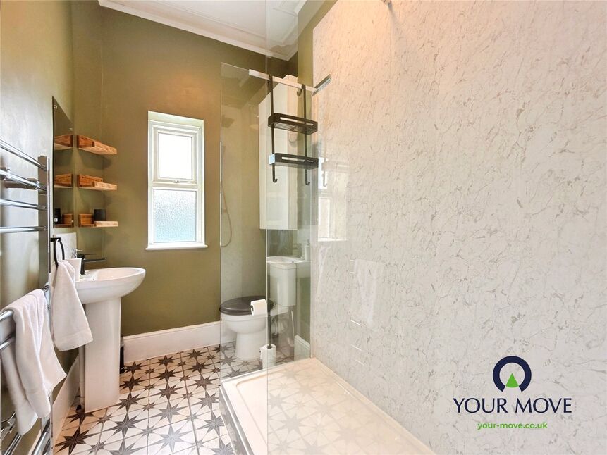 En-Suite Shower Room / WC