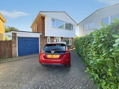 Abbey Grove, 3 bedroom Detached House for sale, &pound;360,000