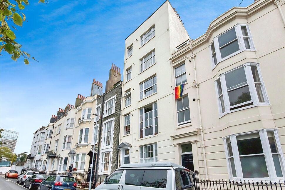 Main image of 1 bedroom  Flat to rent, Dorset Gardens, Brighton, BN2