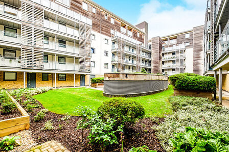 Flat 20 Horsted Court 4  Fleet Stre, 2 bedroom  Flat to rent, £1,800 pcm