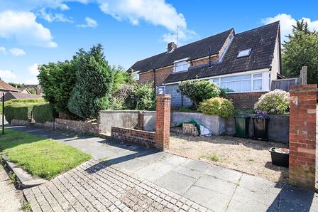 Ashburnham Drive, 5 bedroom Semi Detached House to rent, &pound;2,166 pcm