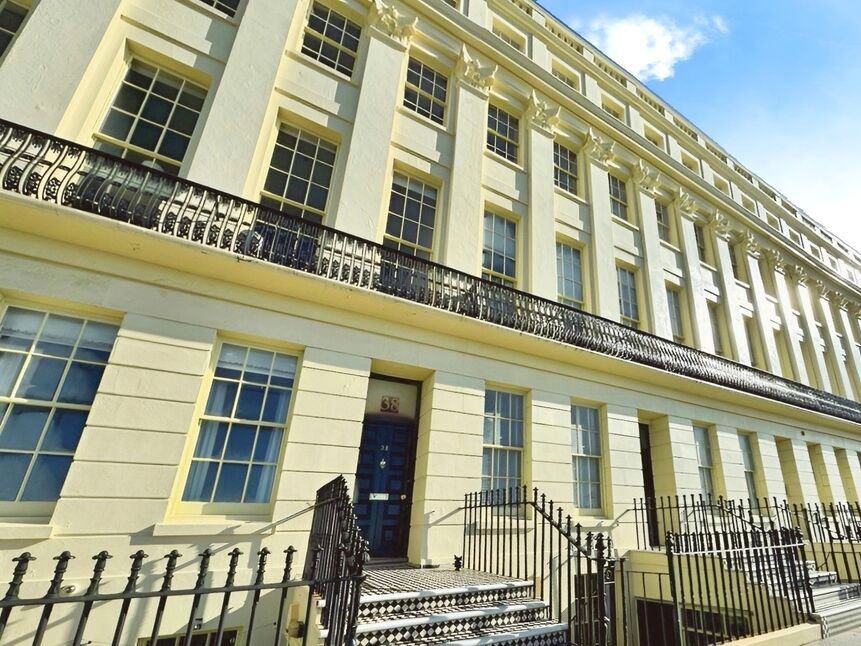 Main image of 1 bedroom  Flat to rent, Brunswick Terrace, Hove, East Sussex, BN3