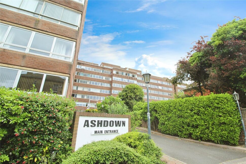 Main image of 2 bedroom Flat for sale, Eaton Road, Hove, East Sussex, BN3