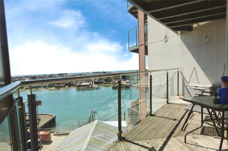 2 bedroom  Flat for sale