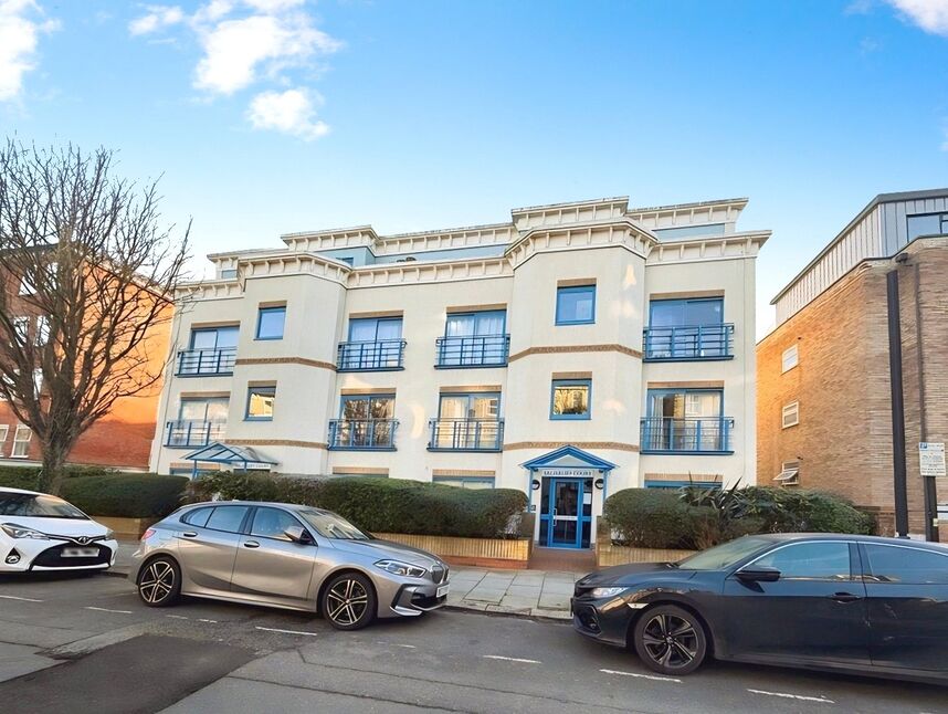 Main image of 2 bedroom Flat to rent, Salisbury Road, Hove, East Sussex, BN3