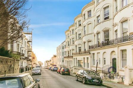 1 bedroom  Flat to rent