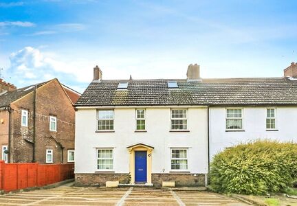 Barcombe Road, 5 bedroom Detached House to rent, &pound;2,500 pcm