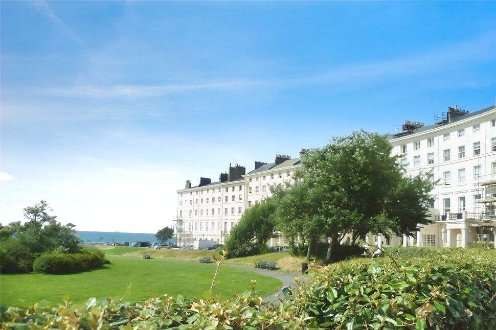 Main image of 1 bedroom Flat to rent, Adelaide Crescent, Hove, East Sussex, BN3