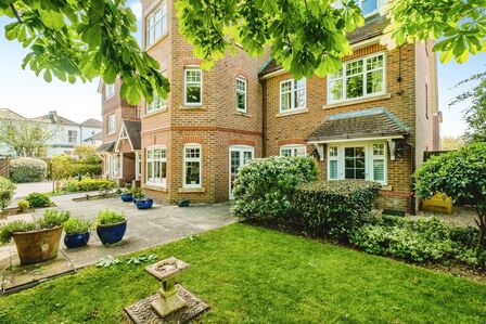 Wordsworth Road, 1 bedroom Flat for sale, &pound;150,000