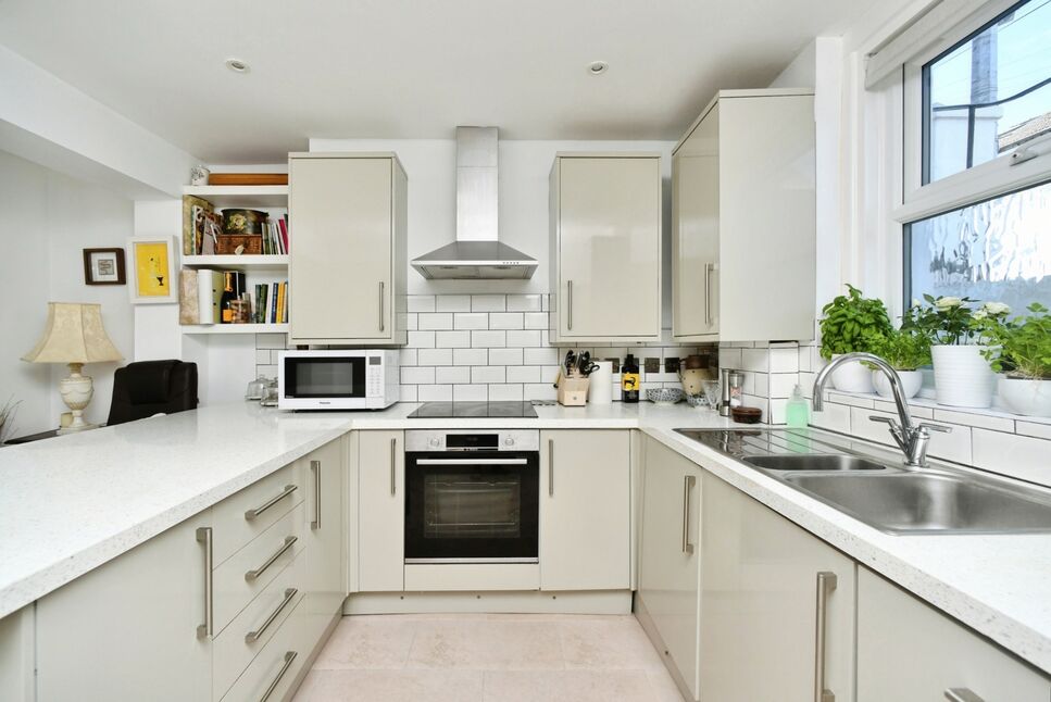 Living Kitchen Area