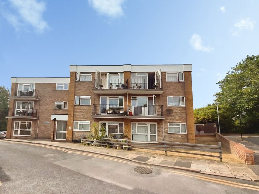 2 bedroom Flat to rent