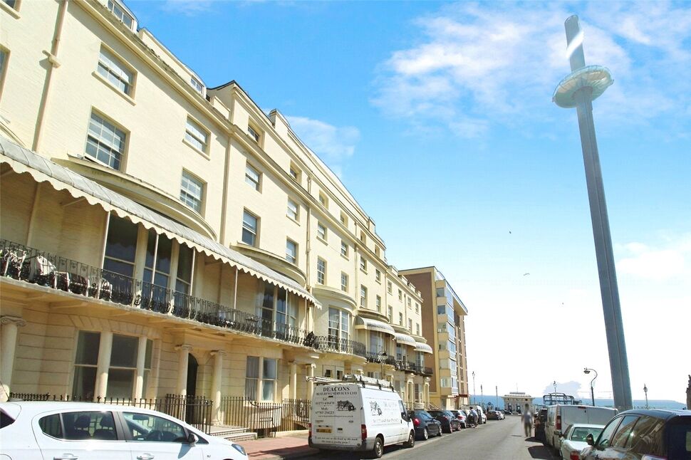Main image of 3 bedroom Flat to rent, Regency Square, Brighton, East Sussex, BN1