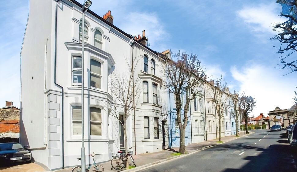 Main image of 1 bedroom Flat to rent, Egremont Place, Brighton, East Sussex, BN2