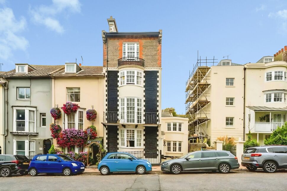 Main image of 2 bedroom Flat to rent, Upper Rock Gardens, Brighton, East Sussex, BN2