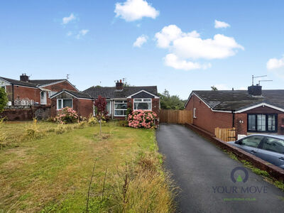 Openshaw Drive, 2 bedroom Semi Detached Bungalow to rent, &pound;850 pcm