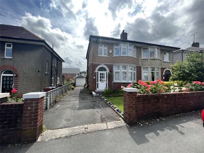 Willow Trees Drive, 4 bedroom Semi Detached House for sale, £285,000