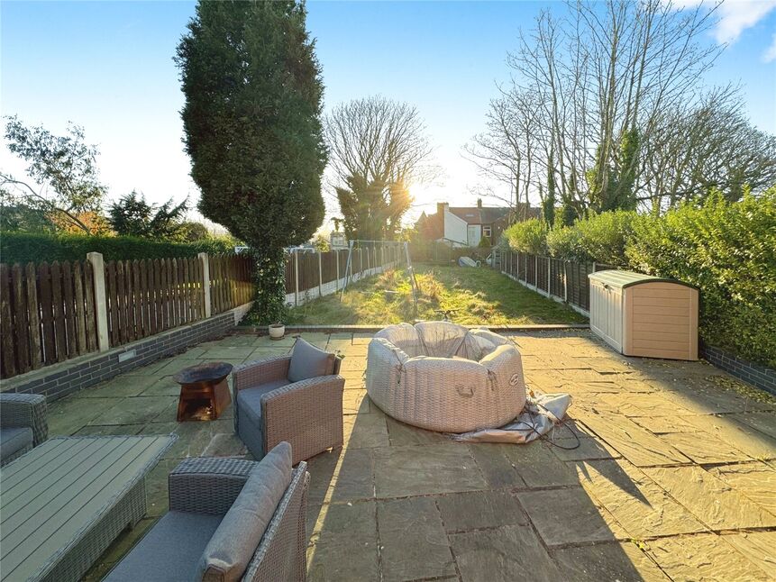 5 bedroom Semi Detached House to rent, Beardwood Brow, Blackburn, BB2