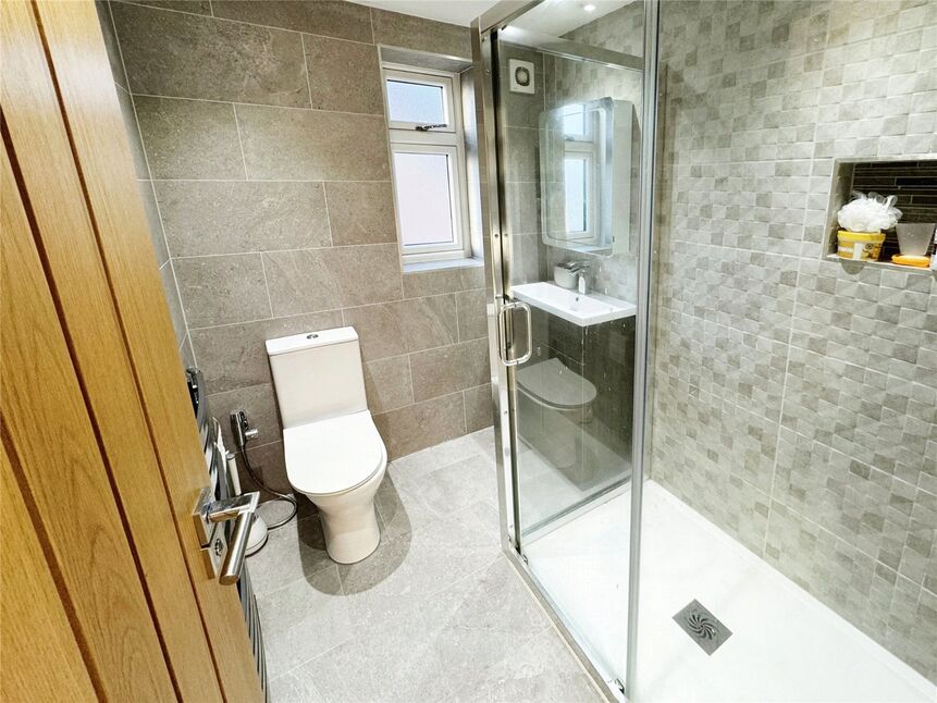 5 bedroom Semi Detached House to rent, Beardwood Brow, Blackburn, BB2