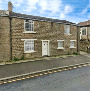 2 bedroom Mid Terrace Property for sale