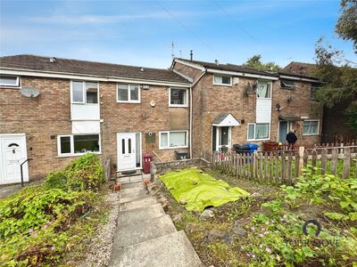 3 bedroom Mid Terrace House for sale