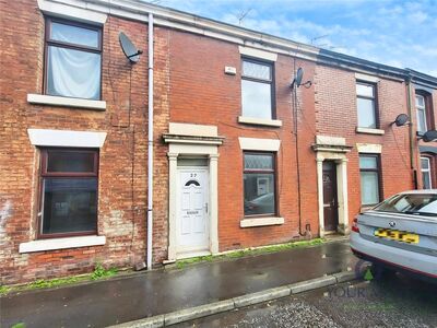 2 bedroom Mid Terrace House to rent