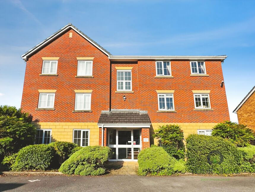 Main image of 2 bedroom Flat for sale, Gladstone Close, Blackburn, Lancashire, BB2